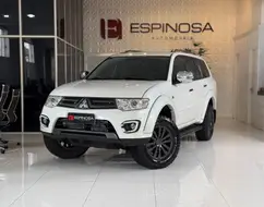 MITSUBISHI PAJERO 3.2 HPE 4X4 7 LUGARES 16V TURBO INTERCOOLER DIESEL 4P AUTOMÁTICO MITSUBISHI PAJERO 3.2 HPE 4X4 7 LUGARES 16V TURBO INTERCOOLER DIESEL 4P AUTOMÁTICO