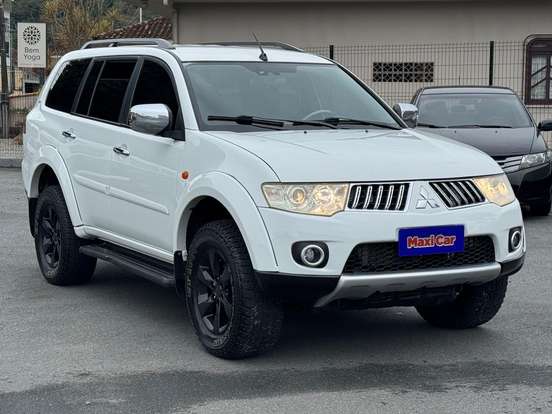 MITSUBISHI-PAJERO DAKAR-3.2 4X4 16V TURBO INTERCOOLER DIESEL 4P AUTOMÁTICO MITSUBISHI-PAJERO DAKAR-2013