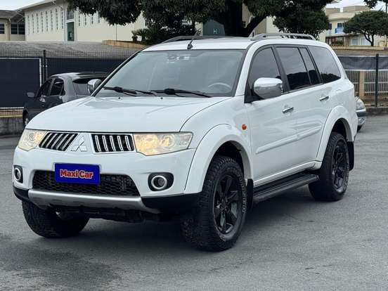 MITSUBISHI-PAJERO DAKAR-2013