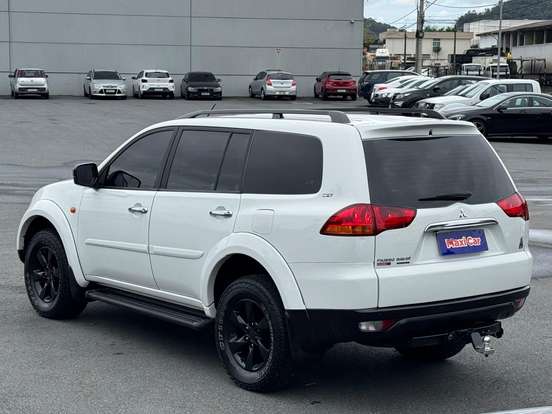 MITSUBISHI-PAJERO DAKAR-3.2 4X4 16V TURBO INTERCOOLER DIESEL 4P AUTOMÁTICO MITSUBISHI-PAJERO DAKAR-2013