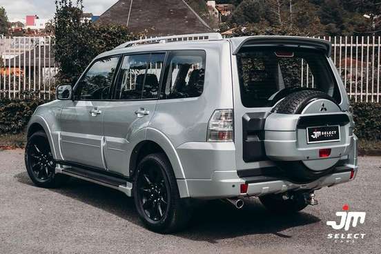 MITSUBISHI-PAJERO FULL-3.2 HPE 4X4 16V TURBO INTERCOOLER DIESEL 4P AUTOMÁTICO MITSUBISHI-PAJERO FULL-2010