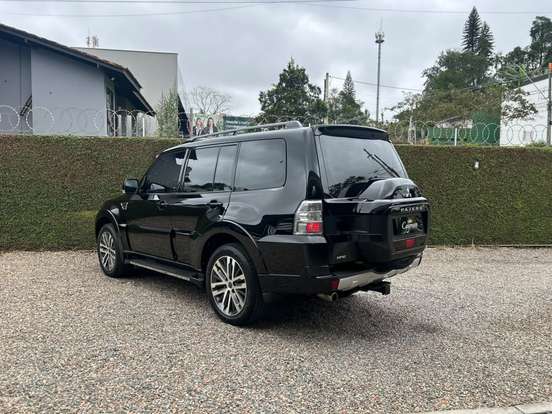MITSUBISHI-PAJERO FULL-3.2 HPE 4X4 16V TURBO INTERCOOLER DIESEL 4P AUTOMÁTICO MITSUBISHI-PAJERO FULL-2020