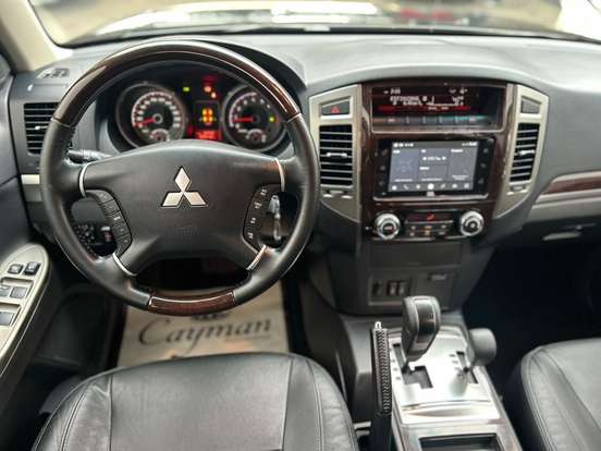 MITSUBISHI-PAJERO FULL-2020