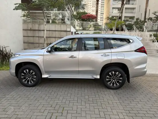 MITSUBISHI-PAJERO SPORT-2.4 16V MIVEC TURBO DIESEL HPE-S AWD AUTOMÁTICO MITSUBISHI-PAJERO SPORT-2021
