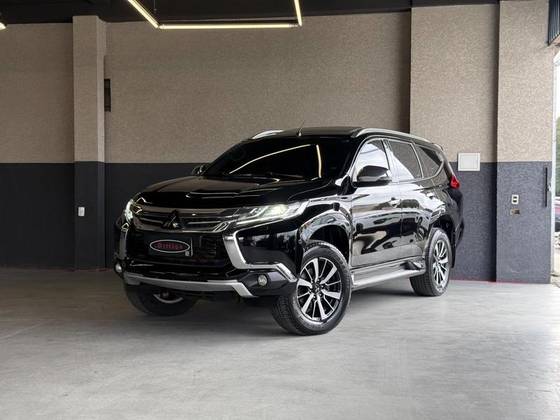 MITSUBISHI PAJERO SPORT 2.4 16V MIVEC TURBO DIESEL HPE AWD AUTOMÁTICO