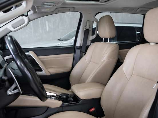 MITSUBISHI-PAJERO SPORT-2.4 16V MIVEC TURBO DIESEL HPE-S AWD AUTOMÁTICO MITSUBISHI-PAJERO SPORT-2020