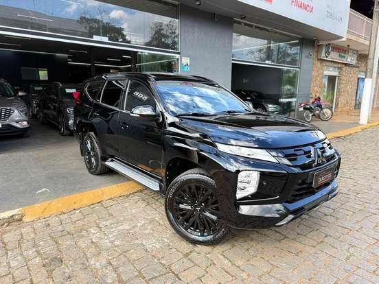 MITSUBISHI-PAJERO SPORT-2.4 16V MIVEC TURBO DIESEL LEGEND BLACK AWD AUTOMÁTICO MITSUBISHI-PAJERO SPORT-2024