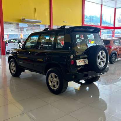 MITSUBISHI-PAJERO TR4-2.0 LONG RANGE 16V 4X4 GASOLINA 4P AUTOMÁTICO MITSUBISHI-PAJERO TR4-2006
