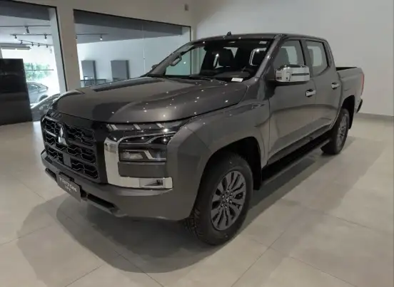 MITSUBISHI-TRITON-2025