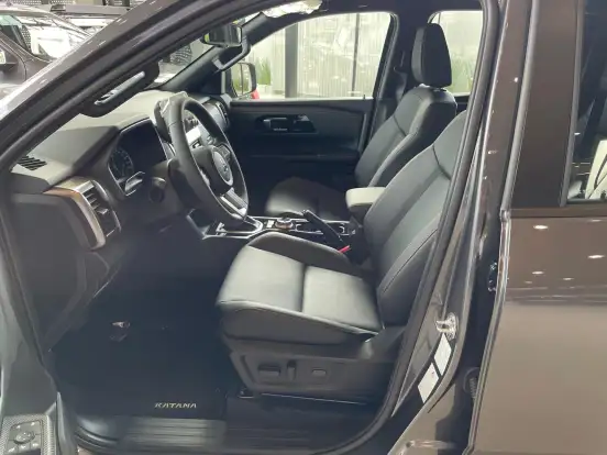MITSUBISHI-TRITON-2025