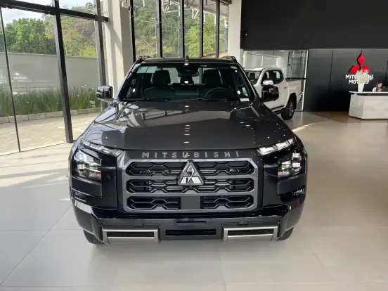 MITSUBISHI-TRITON-2.4 BITURBO DIESEL CD KATANA 4X4 AUTOMÁTICO MITSUBISHI-TRITON-2025