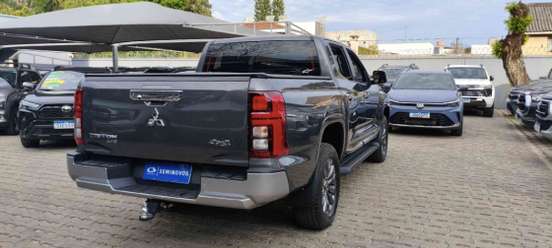 MITSUBISHI-TRITON-2026