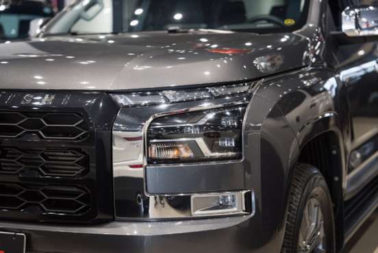MITSUBISHI-TRITON-2025