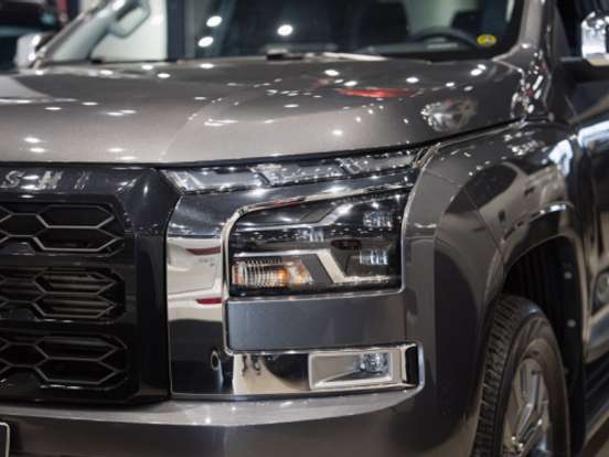 MITSUBISHI-TRITON-2.4 BITURBO DIESEL CD HPE 4X4 AUTOMÁTICO MITSUBISHI-TRITON-2025