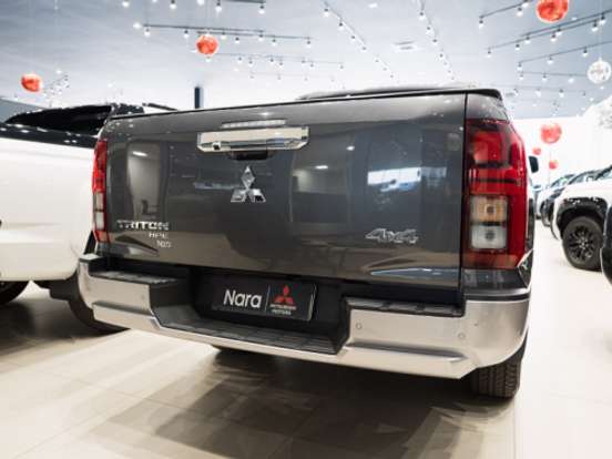 MITSUBISHI-TRITON-2.4 BITURBO DIESEL CD HPE 4X4 AUTOMÁTICO MITSUBISHI-TRITON-2025