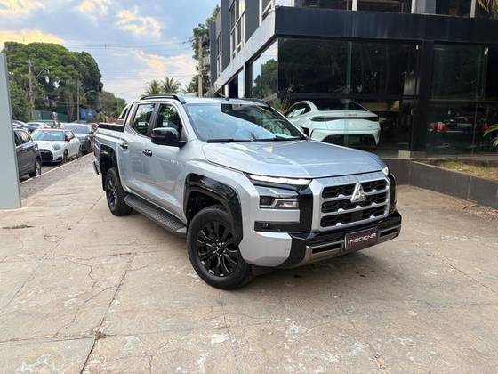 MITSUBISHI TRITON 2.4 BITURBO DIESEL CD KATANA 4X4 AUTOMÁTICO