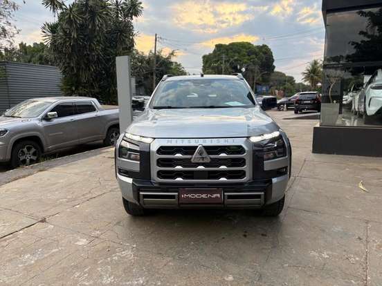 MITSUBISHI-TRITON-2.4 BITURBO DIESEL CD KATANA 4X4 AUTOMÁTICO MITSUBISHI-TRITON-2025