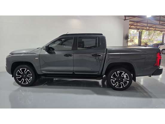 MITSUBISHI-TRITON-2.4 BITURBO DIESEL CD TARMAC 4X2 AUTOMÁTICO MITSUBISHI-TRITON-2026