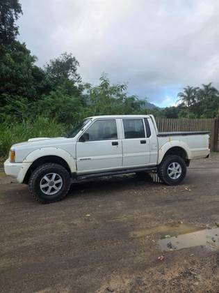 MITSUBISHI L200 2.5 GLS 4X4 CD 8V TURBO DIESEL 4P MANUAL