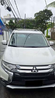 MITSUBISHI-OUTLANDER-2017