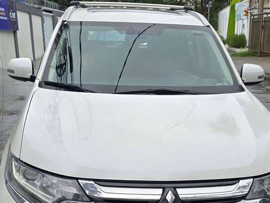 MITSUBISHI-OUTLANDER-2.0 COMFORT 16V GASOLINA 4P AUTOMÁTICO MITSUBISHI-OUTLANDER-2017