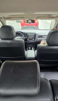 MITSUBISHI-OUTLANDER-2017
