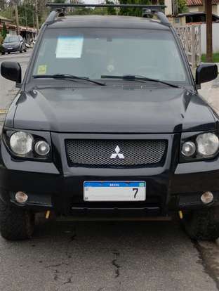 MITSUBISHI-PAJERO TR4-2009