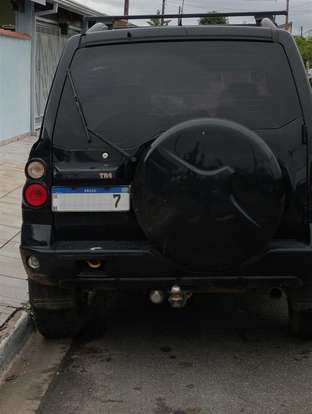 MITSUBISHI-PAJERO TR4-2009