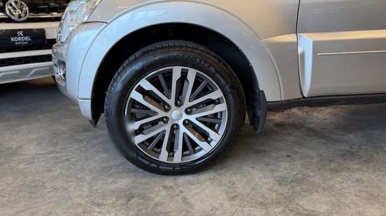 MITSUBISHI-PAJERO FULL-3.2 HPE 4X4 16V TURBO INTERCOOLER DIESEL 4P AUTOMÁTICO MITSUBISHI-PAJERO FULL-2020