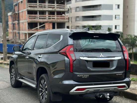 MITSUBISHI-PAJERO SPORT-2.4 16V MIVEC TURBO DIESEL HPE-S AWD AUTOMÁTICO MITSUBISHI-PAJERO SPORT-2022