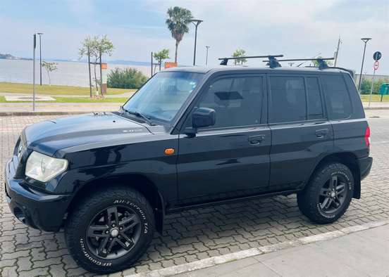 MITSUBISHI-PAJERO TR4-2002