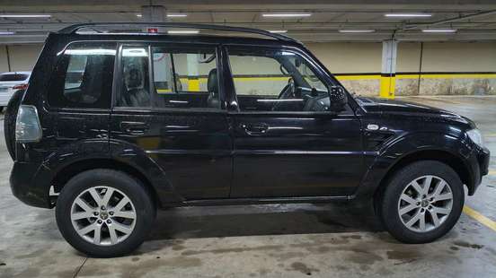 MITSUBISHI-PAJERO TR4-2010