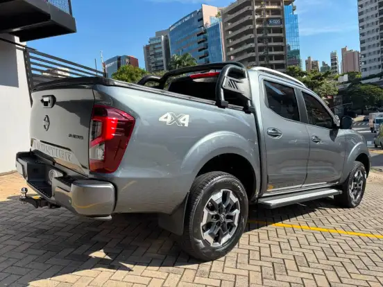 NISSAN-FRONTIER-2.3 16V TURBO DIESEL PLATINUM CD 4X4 AUTOMÁTICO NISSAN-FRONTIER-2025
