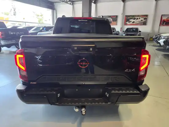 NISSAN-FRONTIER-2023