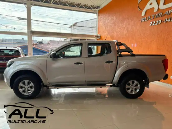 NISSAN-FRONTIER-2020