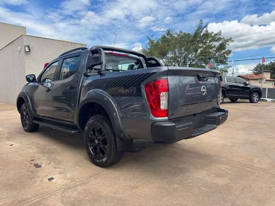 NISSAN-FRONTIER-2.3 16V TURBO DIESEL ATTACK CD 4X4 AUTOMÁTICO NISSAN-FRONTIER-2025