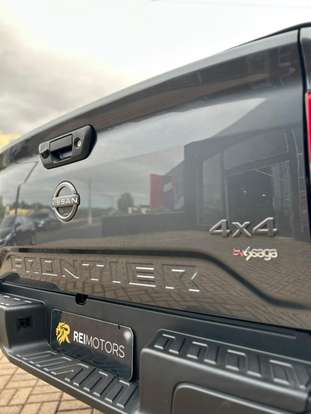 NISSAN-FRONTIER-2024