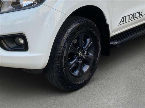 NISSAN-FRONTIER-2020
