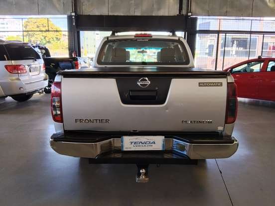 NISSAN-FRONTIER-2.5 PLATINUM 4X4 CD TURBO ELETRONIC DIESEL 4P AUTOMÁTICO NISSAN-FRONTIER-2014