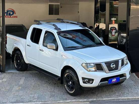 NISSAN-FRONTIER-2014