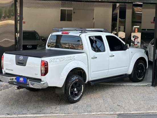 NISSAN-FRONTIER-2014