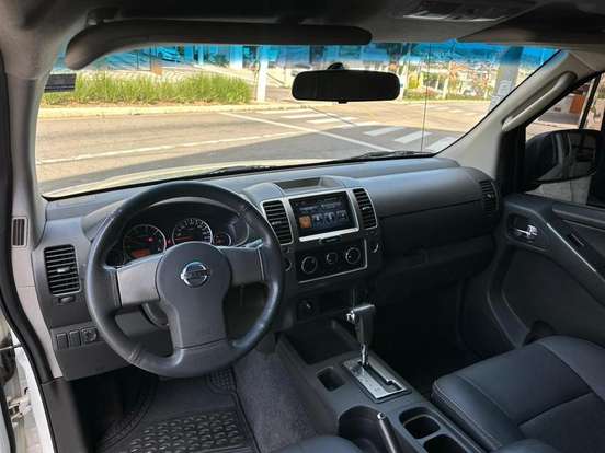 NISSAN-FRONTIER-2014