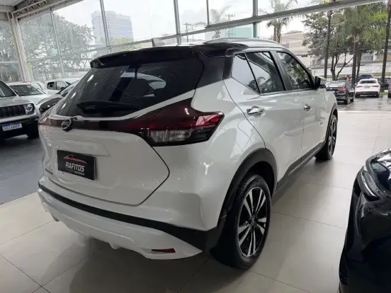 NISSAN-KICKS-2021
