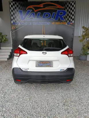 NISSAN-KICKS-2017