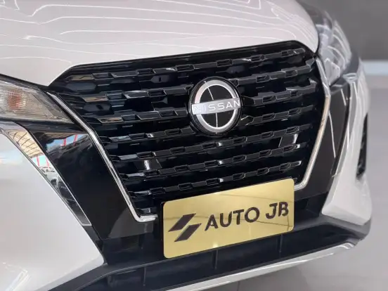 NISSAN-KICKS-2024