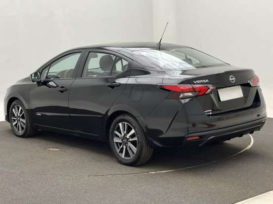 NISSAN-KICKS-2025