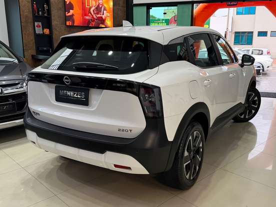 NISSAN-KICKS-2025