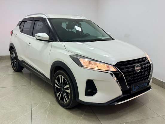 NISSAN-KICKS-2023