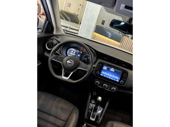 NISSAN-KICKS-2023