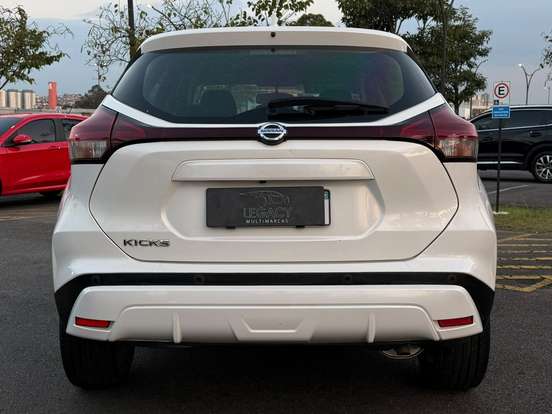 NISSAN-KICKS-2021